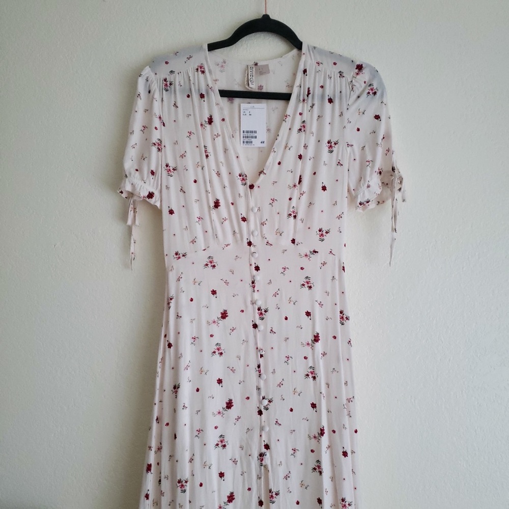 Floral Maxi Dress - Picture 5 of 6
